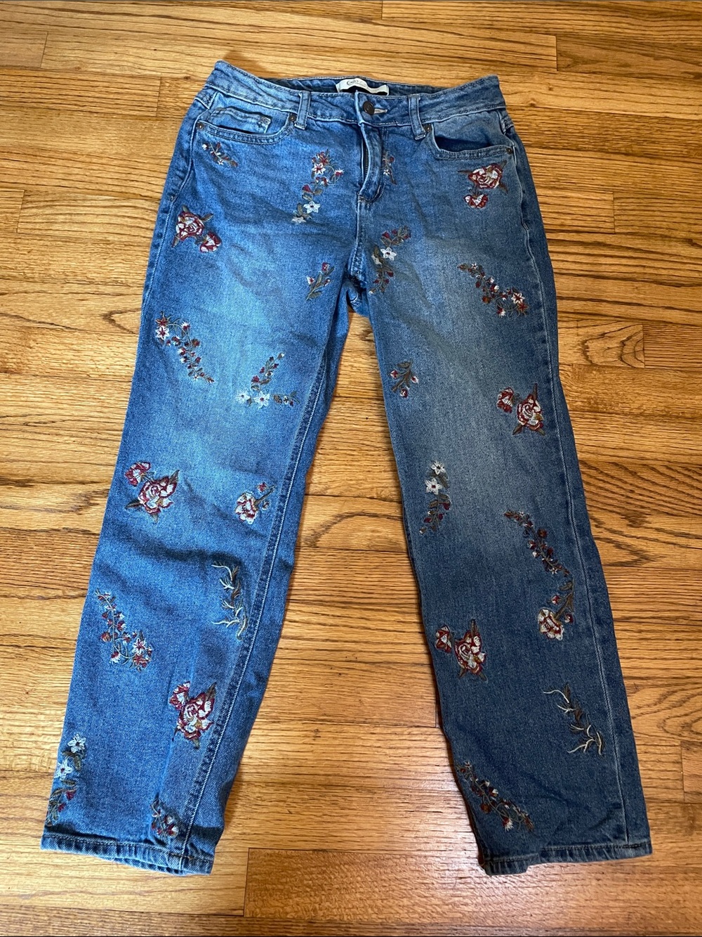 Cato Blue Mid-Rise Straight-Leg Jeans with Floral Embroidery Sz8